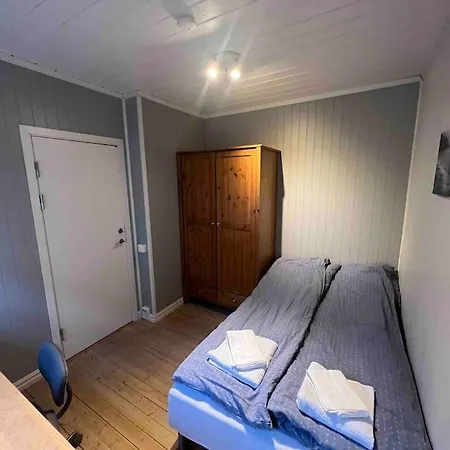 Cozy Apartement Near The Center. 5 Bedrooms